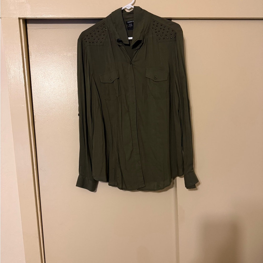 Torrid Olive Casual Button-Down Shirt